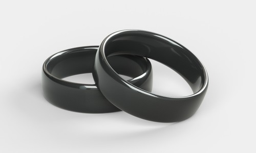 Karbónové svadobné obrúčky: Dostupné prstene s množstvom výhod